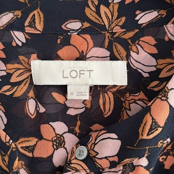 LOFT floral wide balloon sleeved blouse size M - Picture 2 of 13